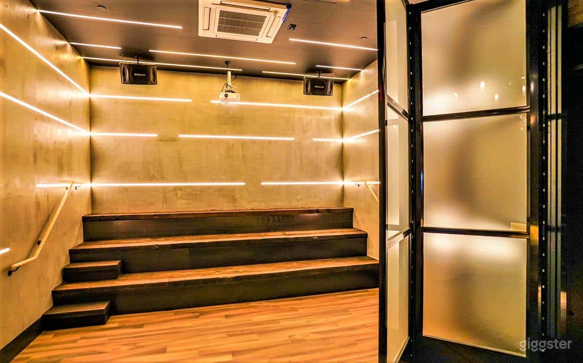 Karaoke VIP Room Photo 2