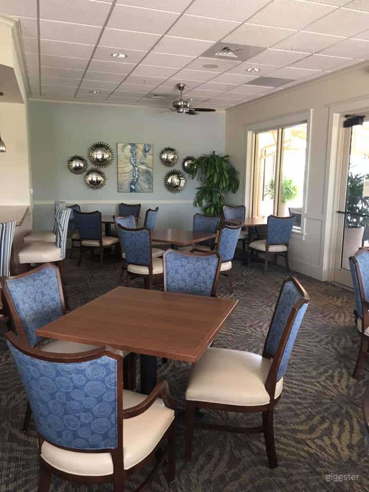 Classic Pub in Naples Photo 4