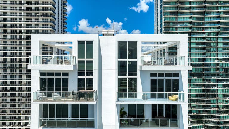  Adriana's Dream Penthouse 