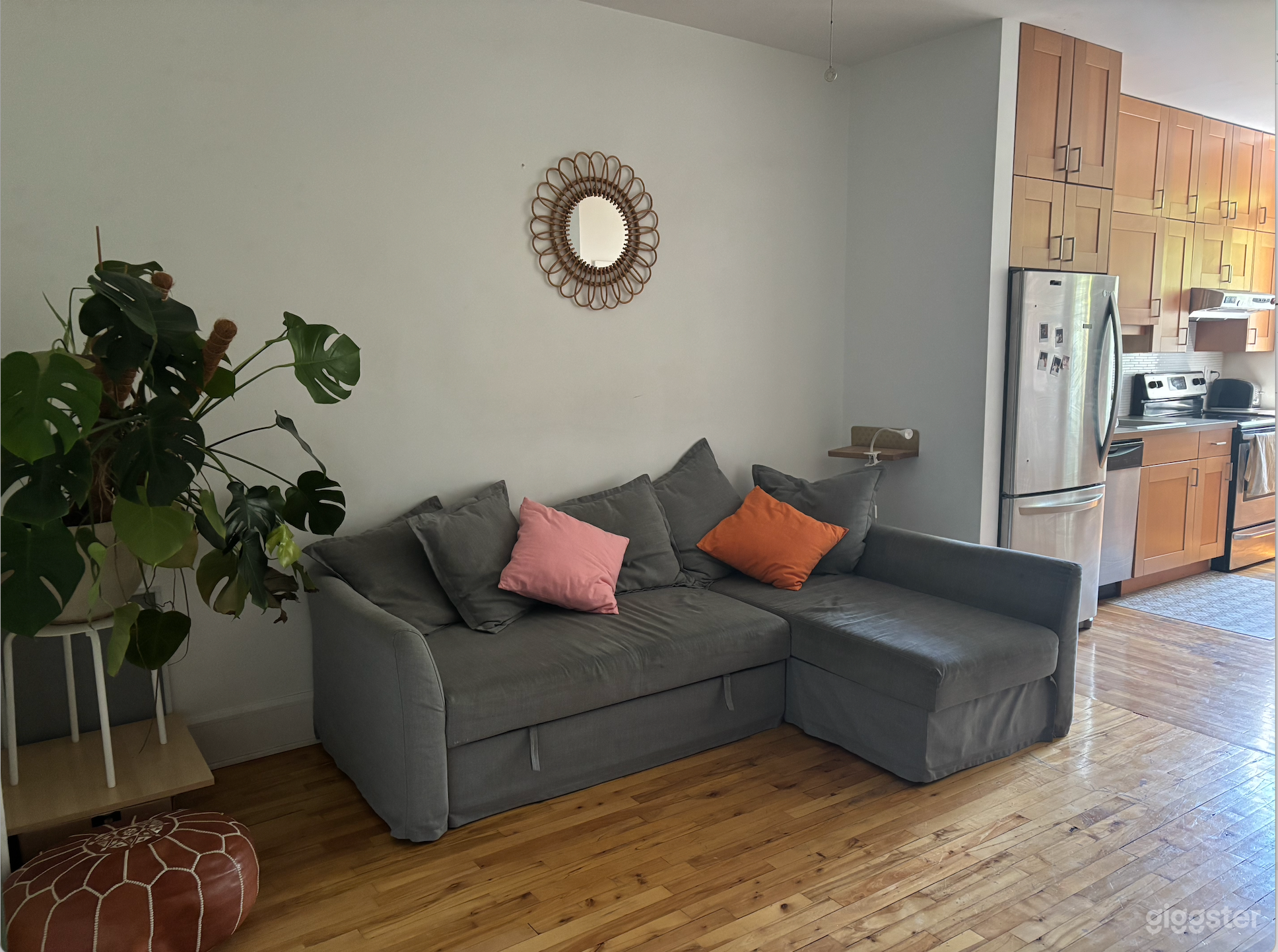 Condo in Montreal Photo 2