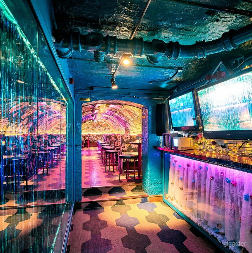 Coolest Bar in Covent Garden With Crazy Interiors! Photo 1
