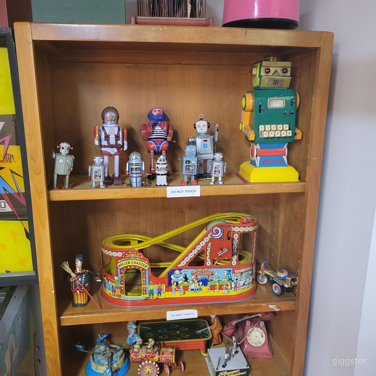  Vintage style, Cool, Hip vibe  