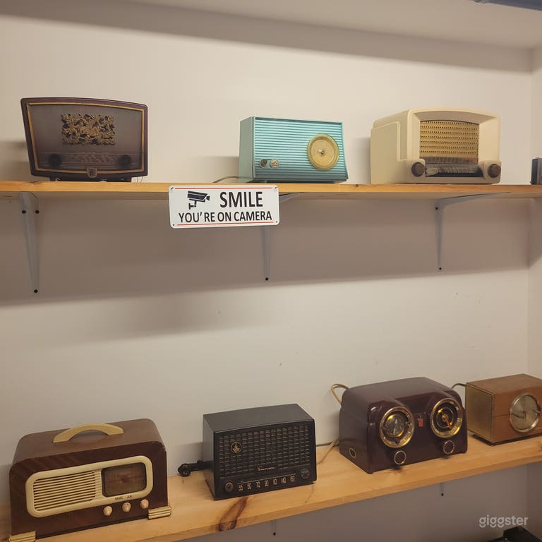  Vintage style, Cool, Hip vibe  