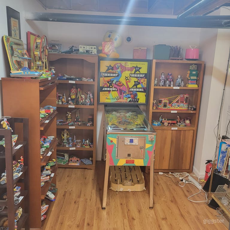  Vintage style, Cool, Hip vibe  