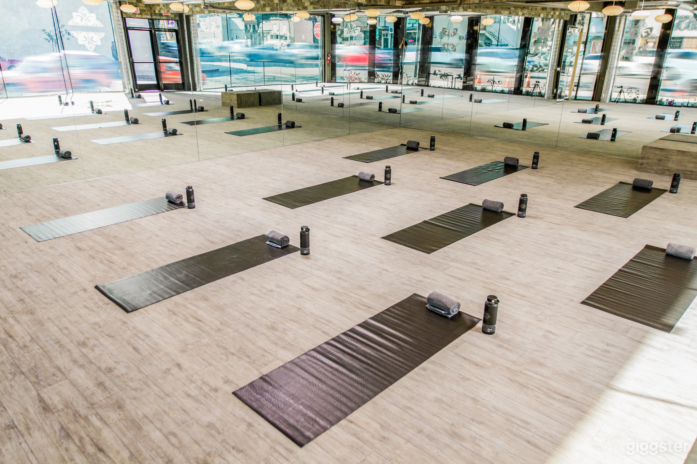 Spacious Modern Yoga + Fitness Studio Photo 4