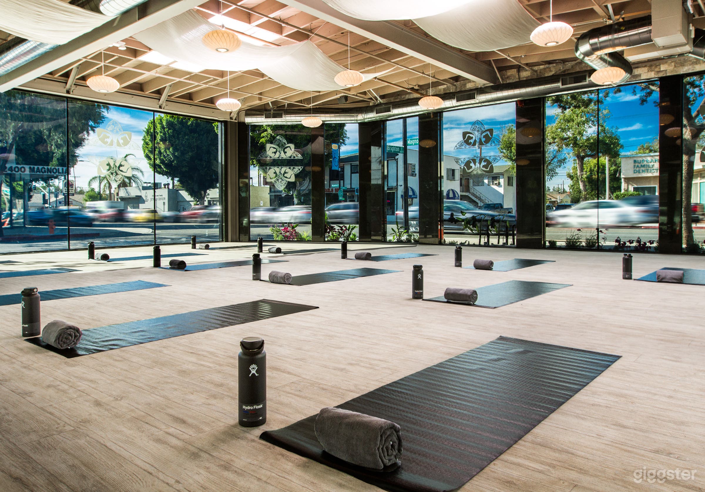 Spacious Modern Yoga + Fitness Studio Photo 3