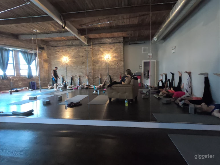  Dark Room Studio for Events, Fitness, Parties  