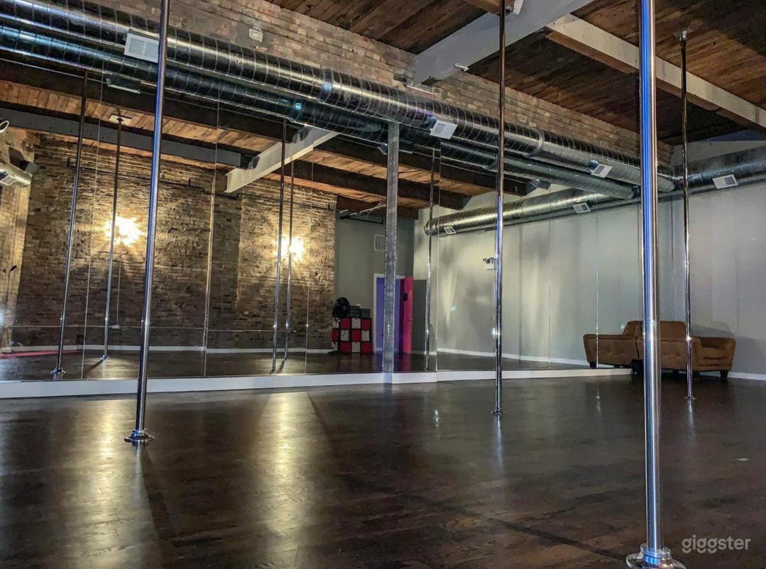 Dark Room Studio for Events, Fitness, Parties  Photo 2