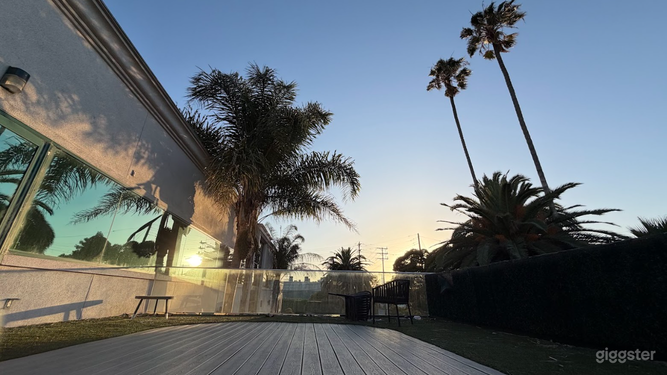 Scenic Rooftop Terrace Outdoor Patio Photo 1