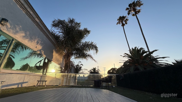  Scenic Rooftop Terrace Outdoor Patio 