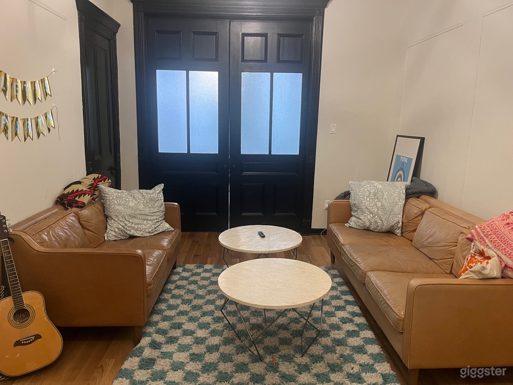 Beautiful large pre-war apartment in Greenpoint Photo 4