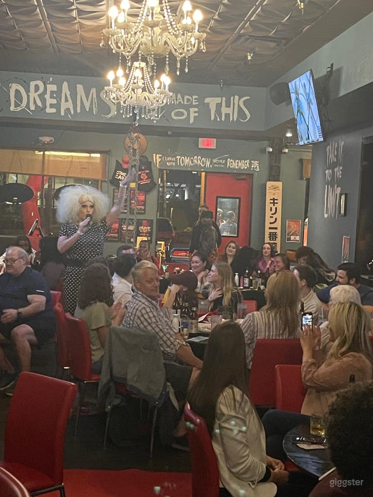  80s themed Bar - Down Town Phoenix 