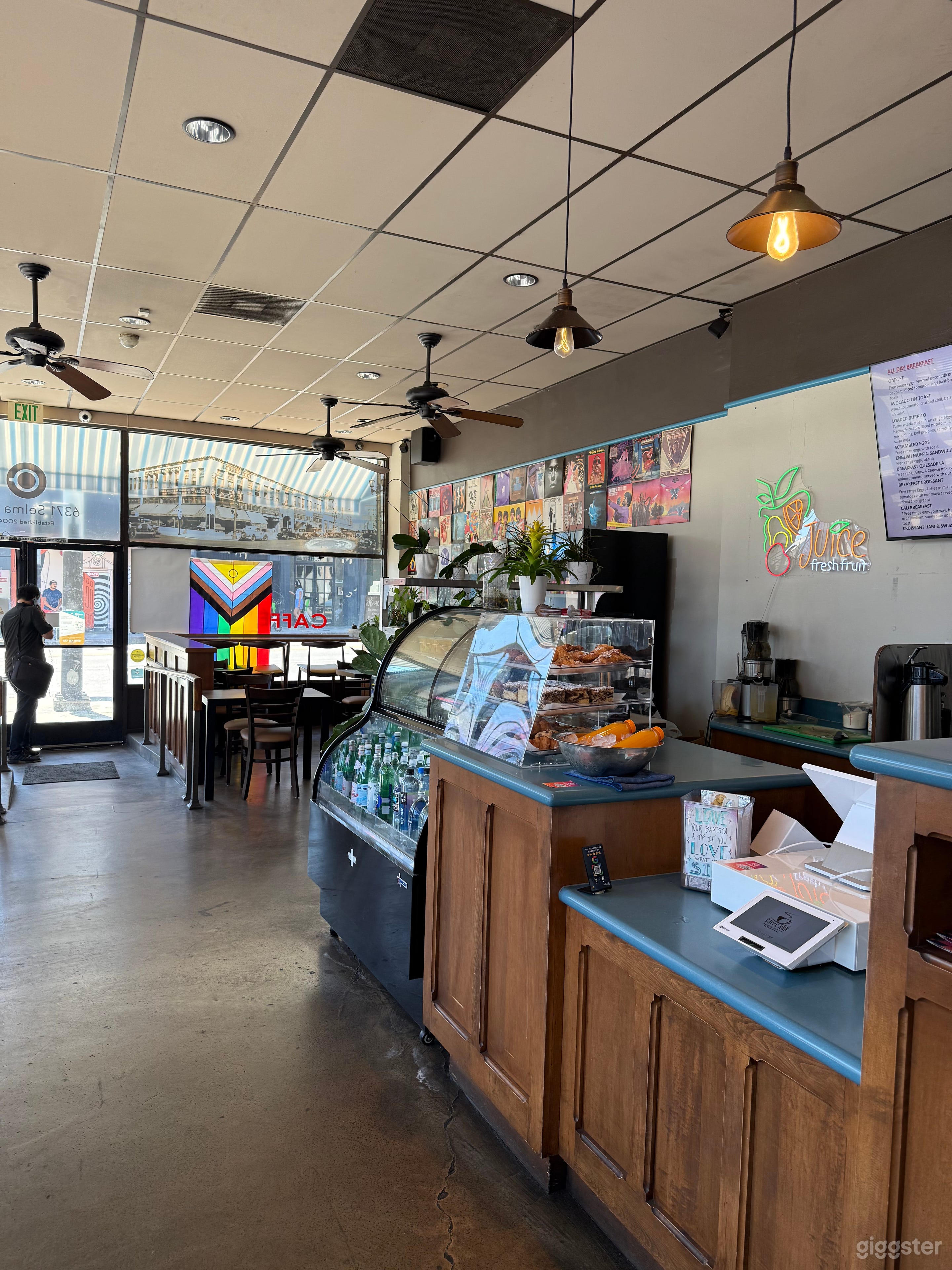 Tranquility, charm and character define this gorgeous cafe Photo 3