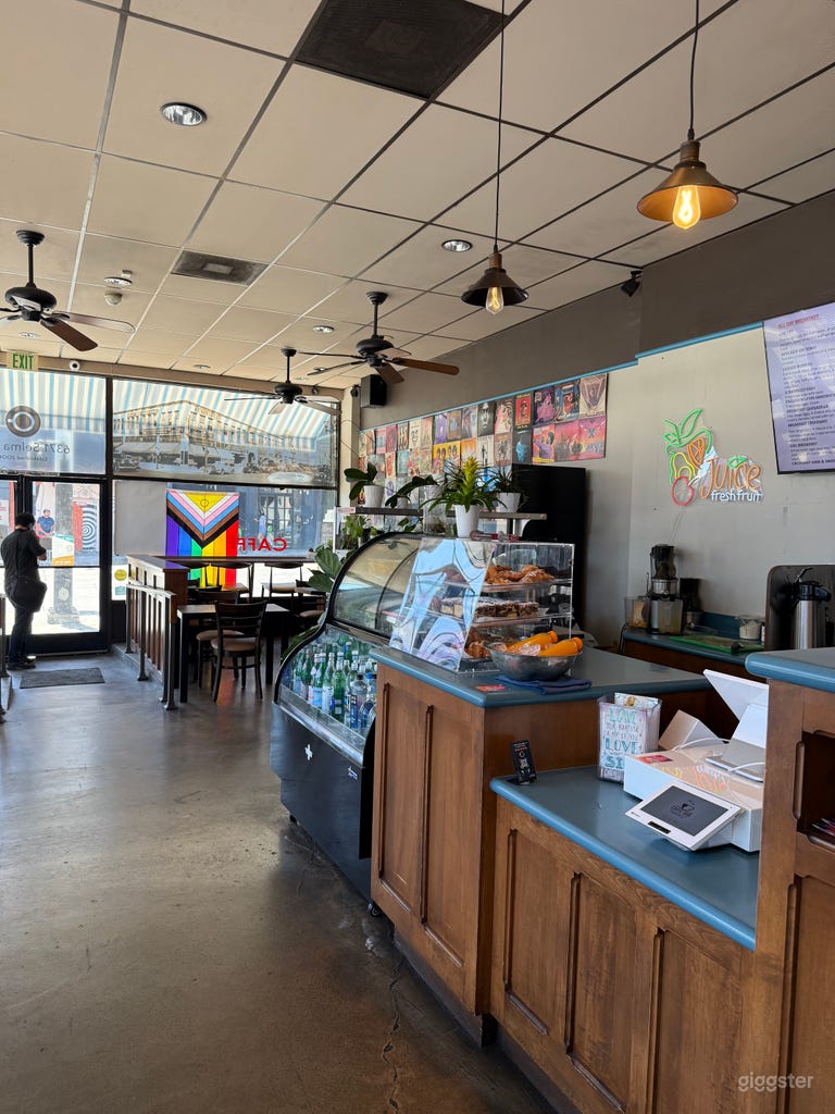  Tranquilidad, encanto y carácter definen esta hermosa cafetería 