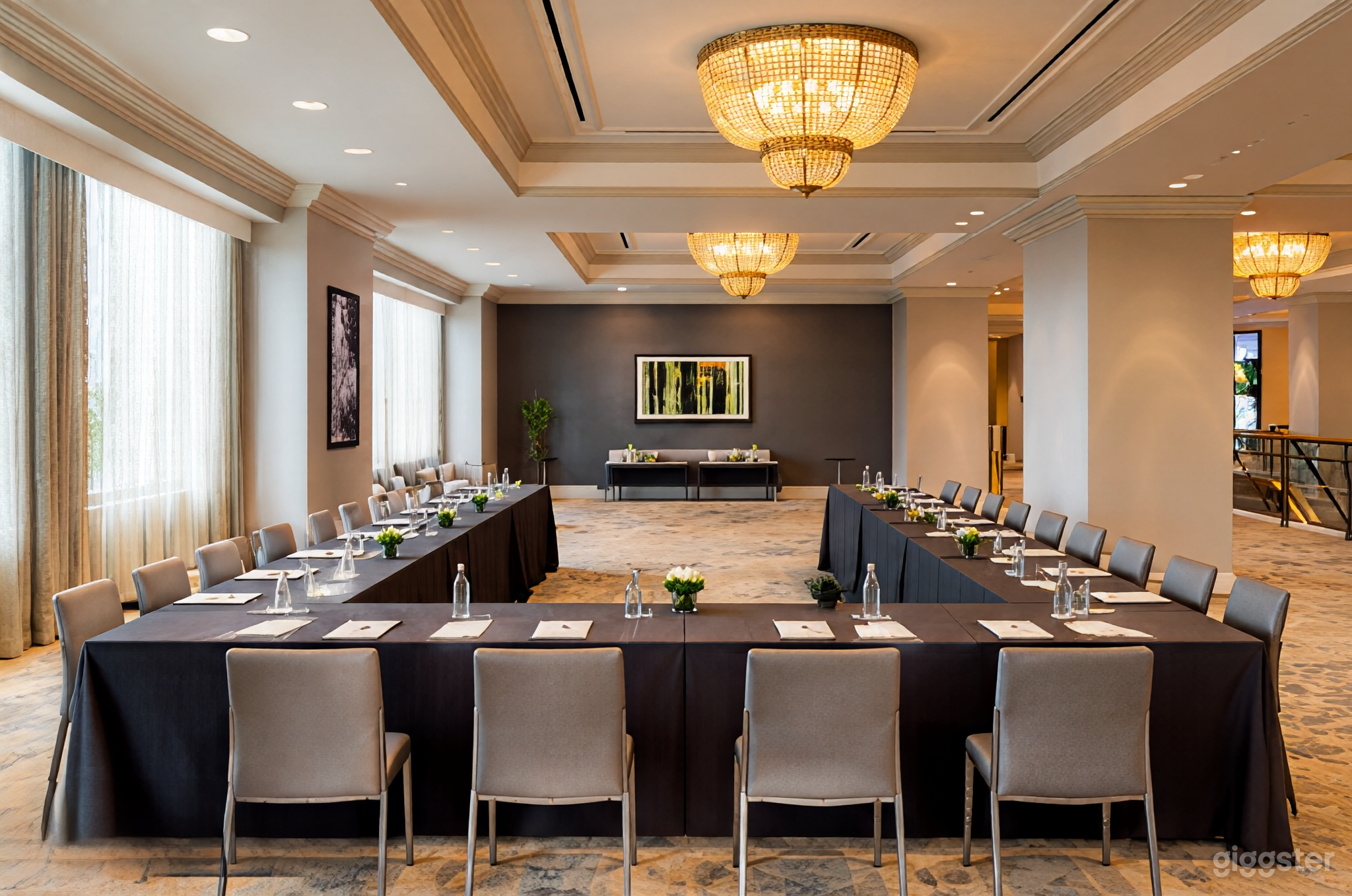 Elegant Conference & Event Space for Meetings and Banquets Photo 3