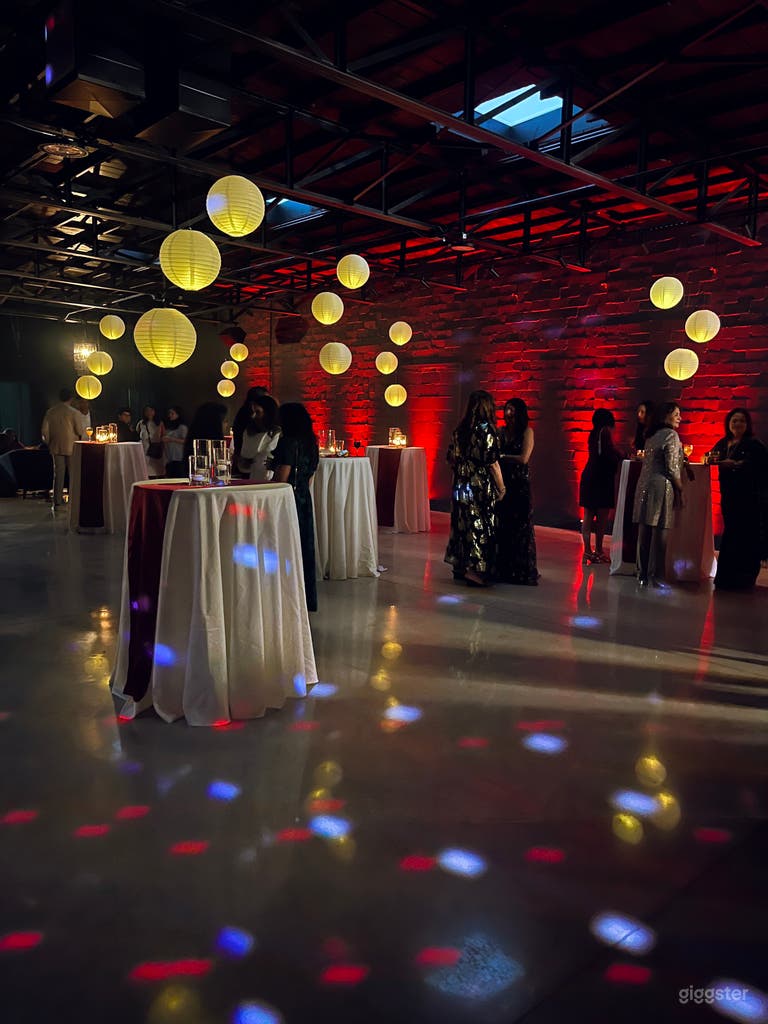  Stunning Art Deco Warehouse & Gallery Space 