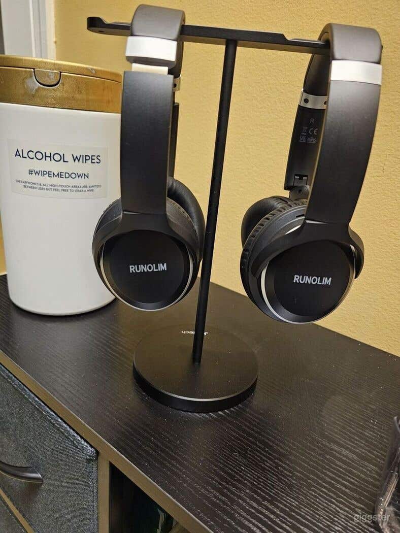 Podcast Studio Photo 4