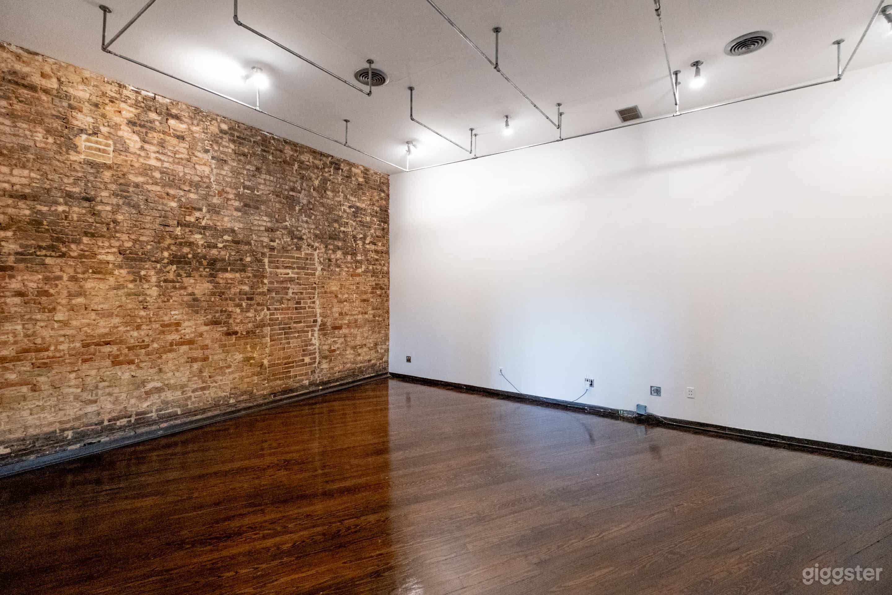 Versatile Creative Event & Gathering Space Photo 4