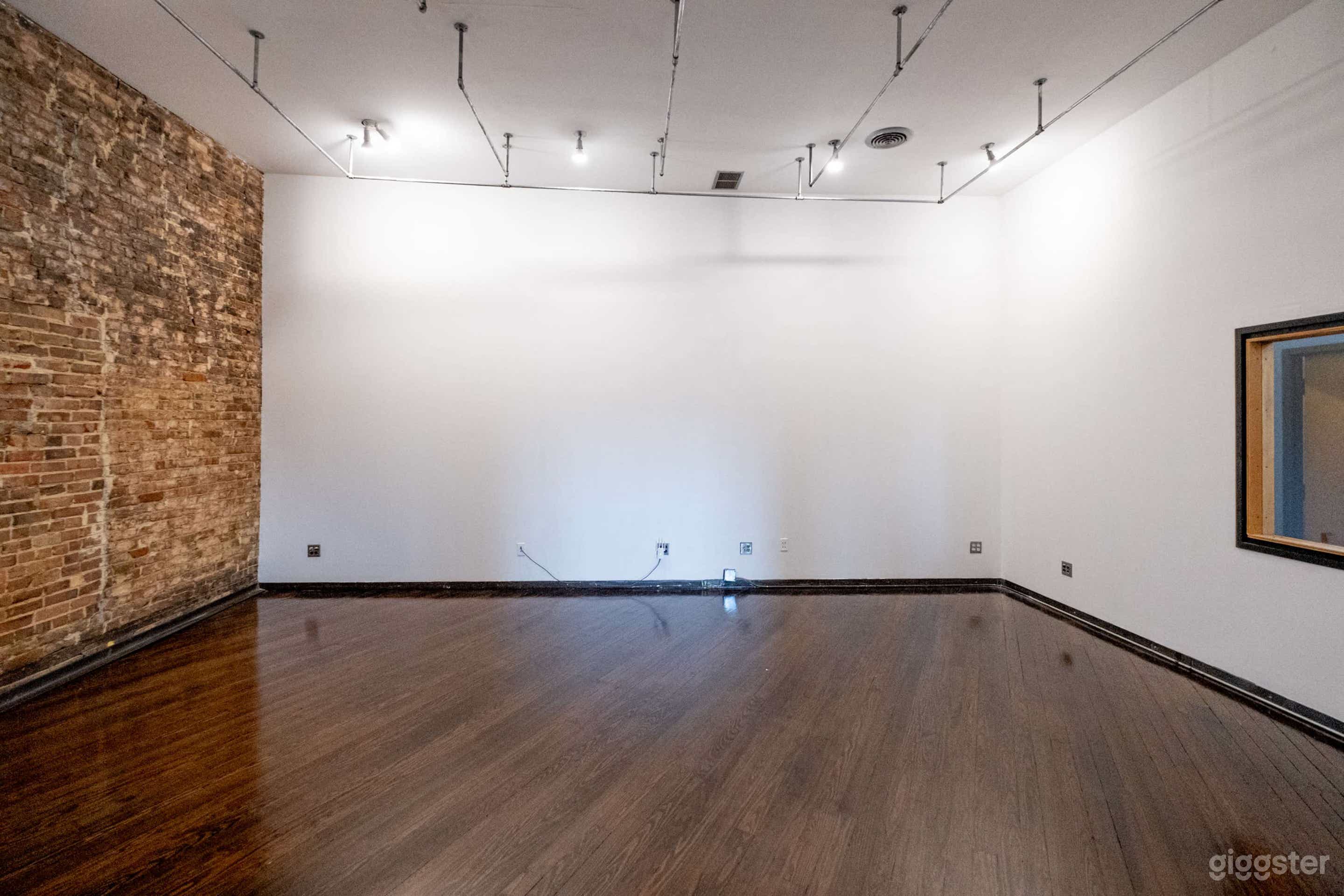 Versatile Creative Event & Gathering Space Photo 3