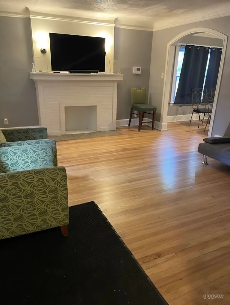  Stylish Multi-Unit Home with Bar & Backyard Vibes 