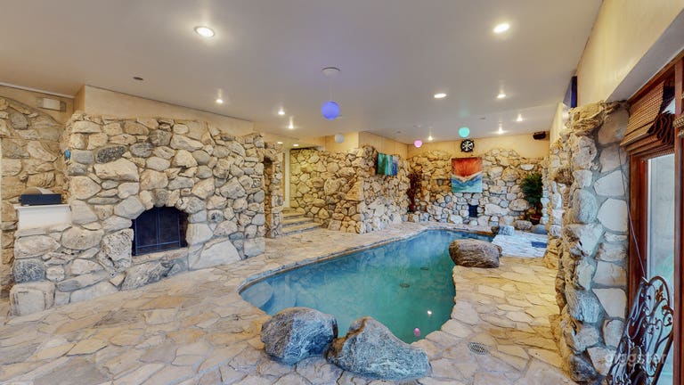  Film-Ready 3-Acre Private Estate | Tuscan Villa 