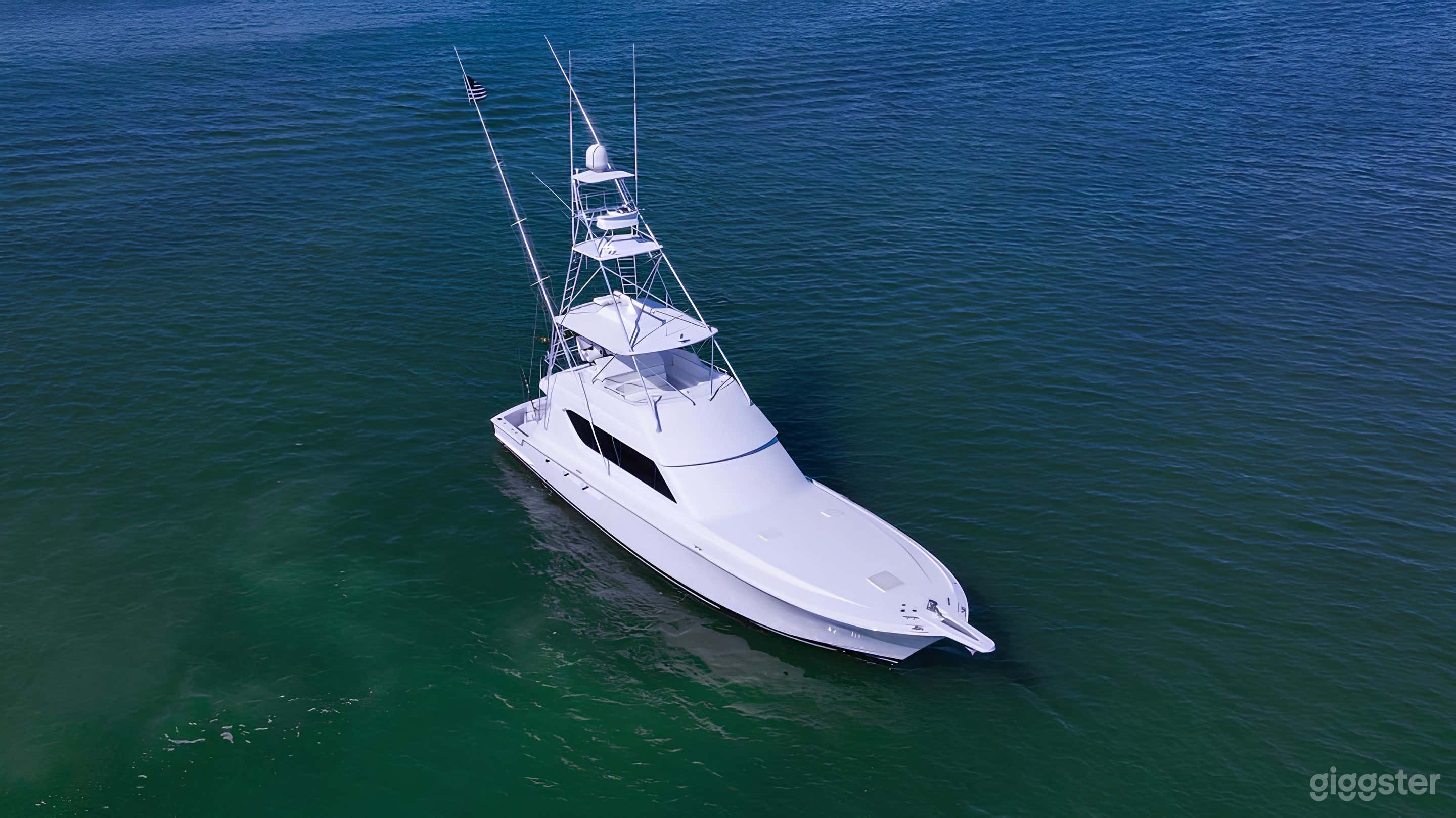 70" Hatteras Sportfish Yacht Photo 4
