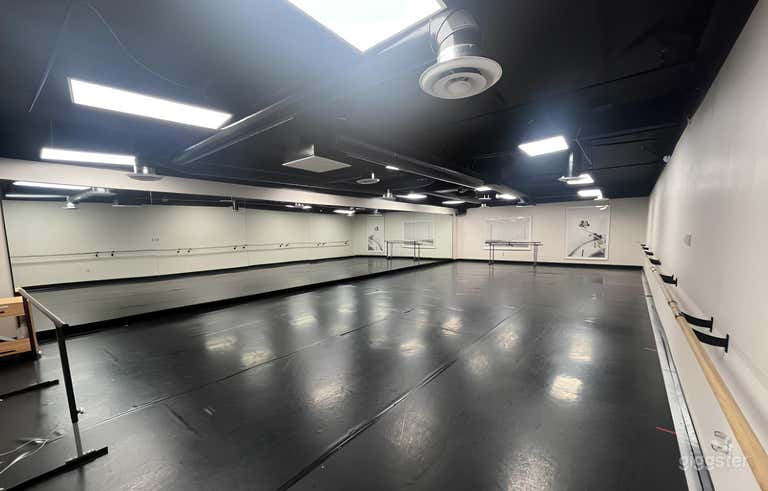  The Ballet Studio - "Allegro Room" 