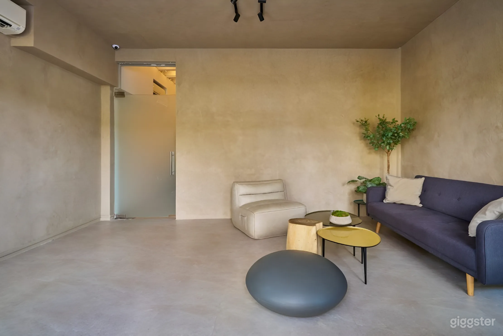 Unique Level 1 Shophouse Venue Photo 2