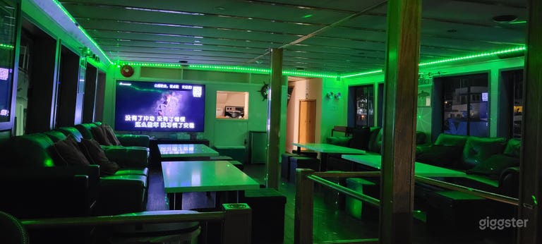  Amazing Party Boat in Vancouver Waterfront 