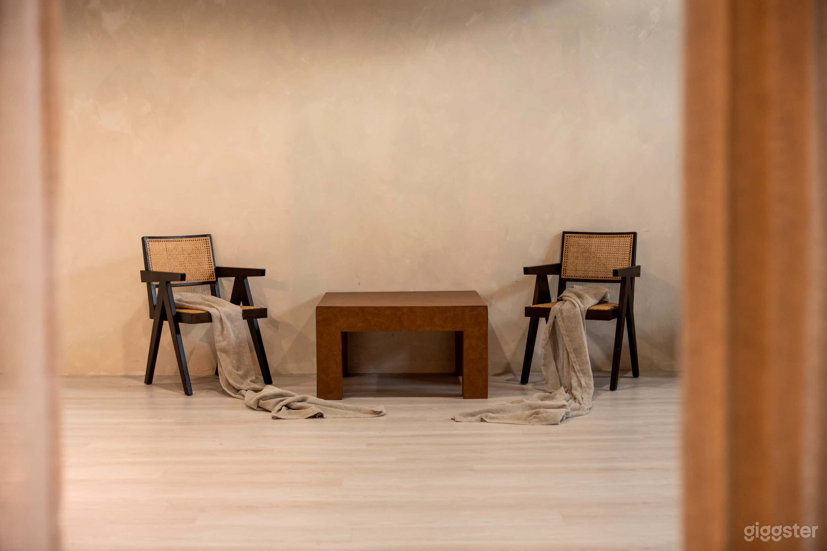 Modern Oasis Loft Where Luxury and Minimalism Meet Photo 3