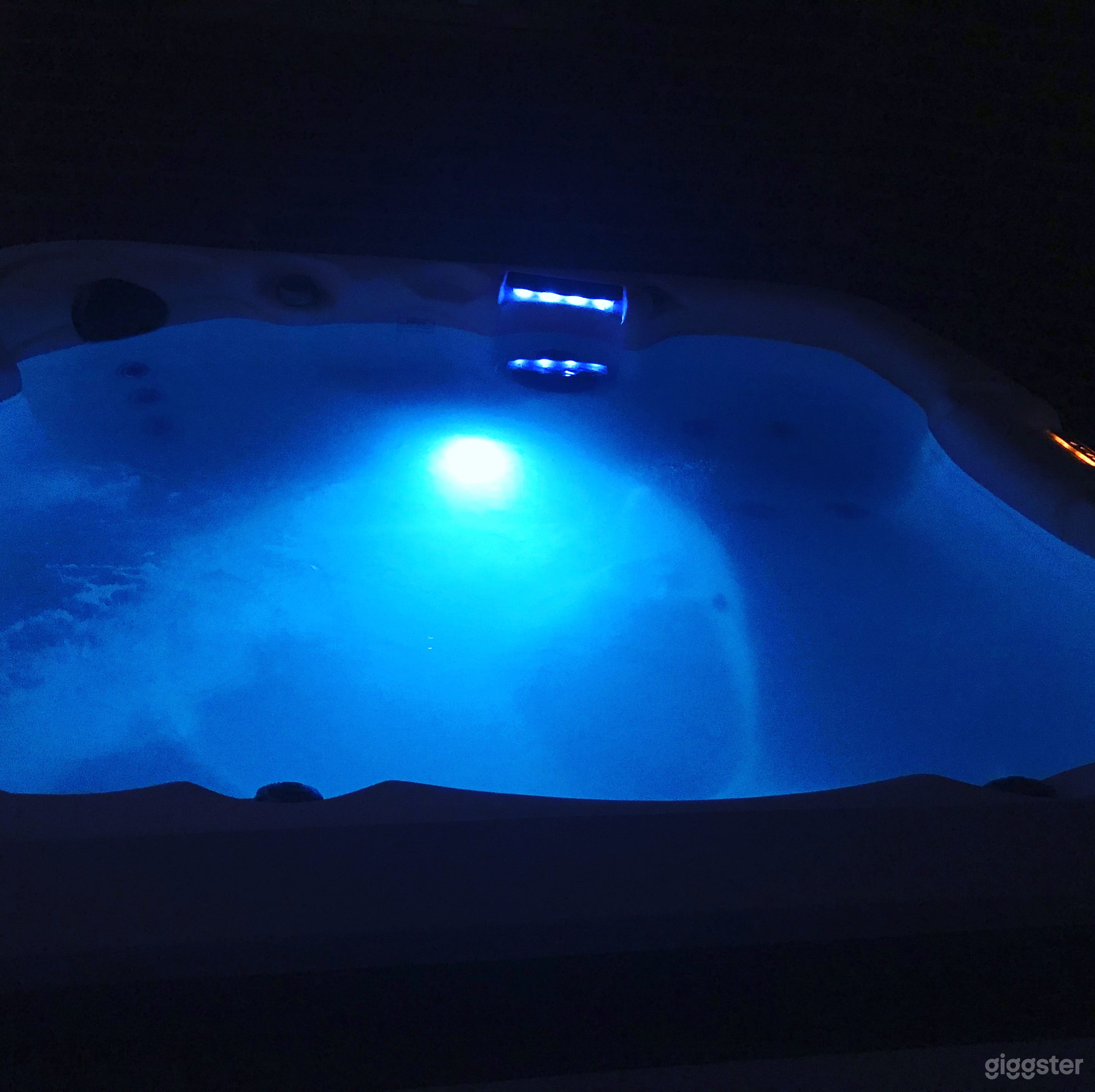 Cozy and peaceful Photo 2