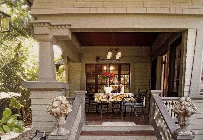  Deck off back of house 