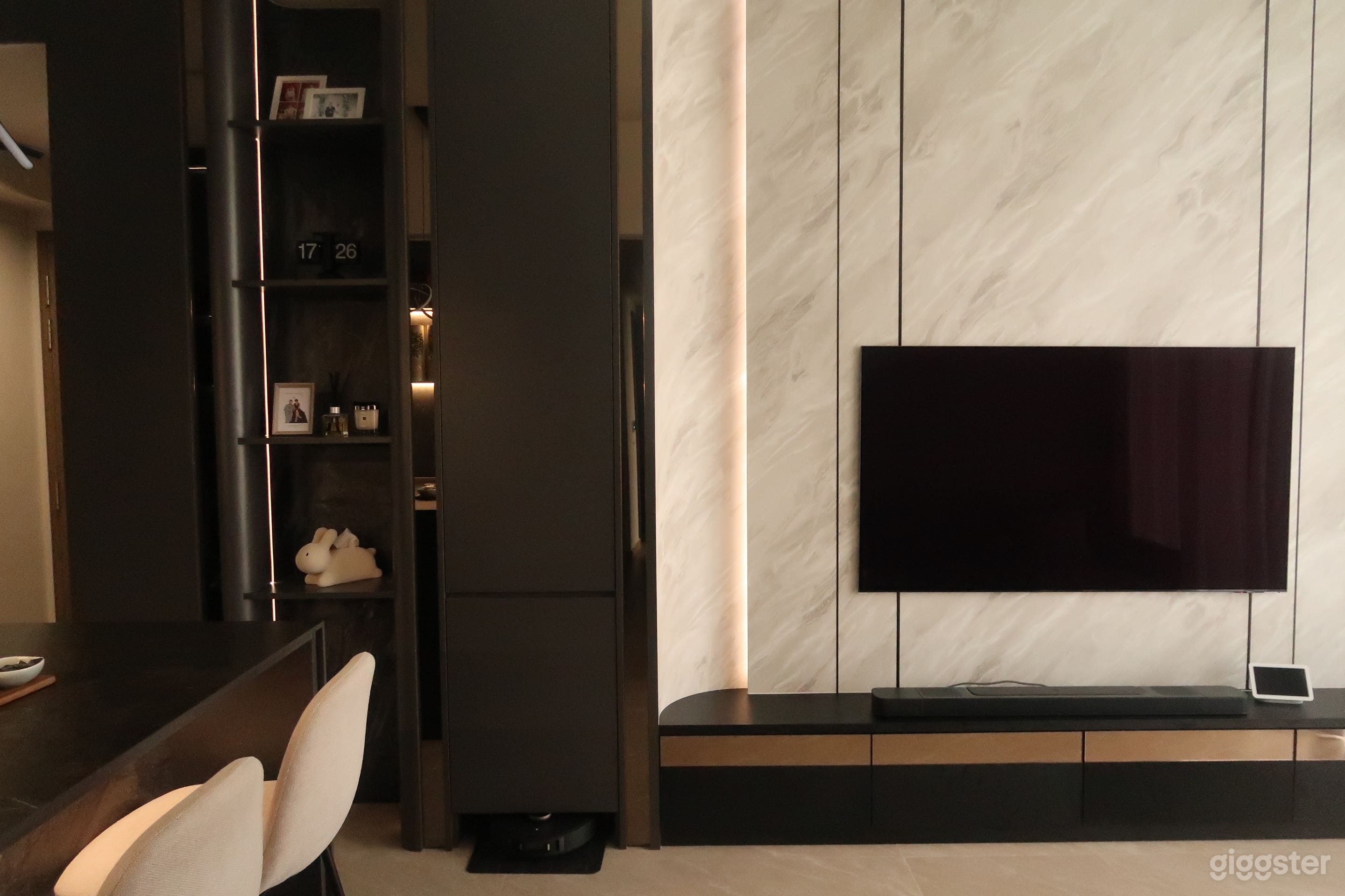 Modern Dark Loft Living at North SG Photo 2