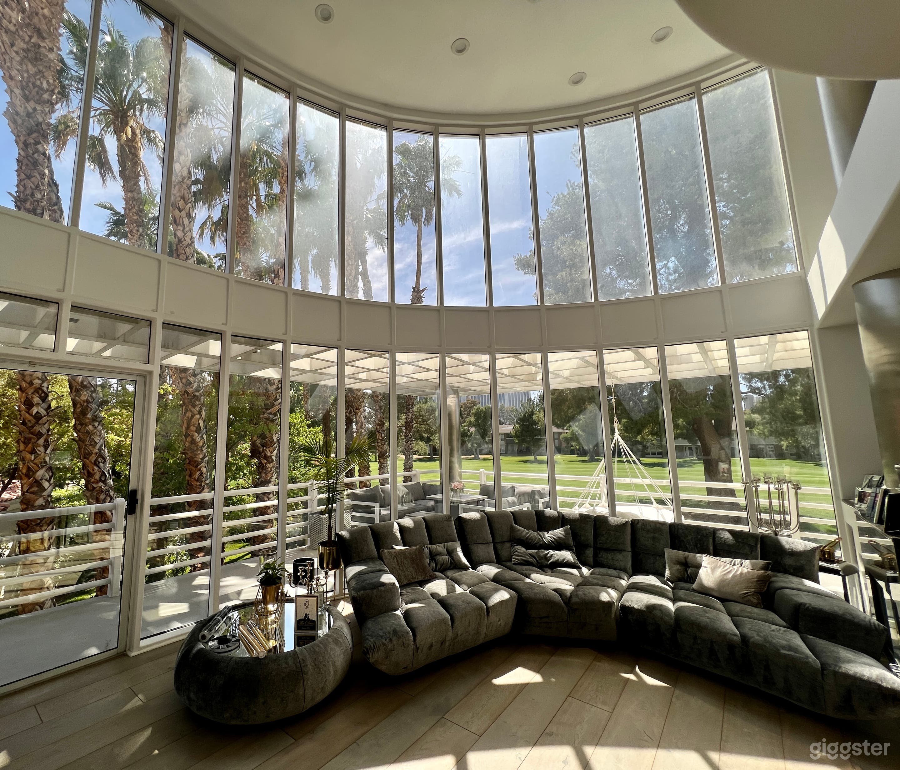 18 feet high windows with stunning palm &amp; strip views 