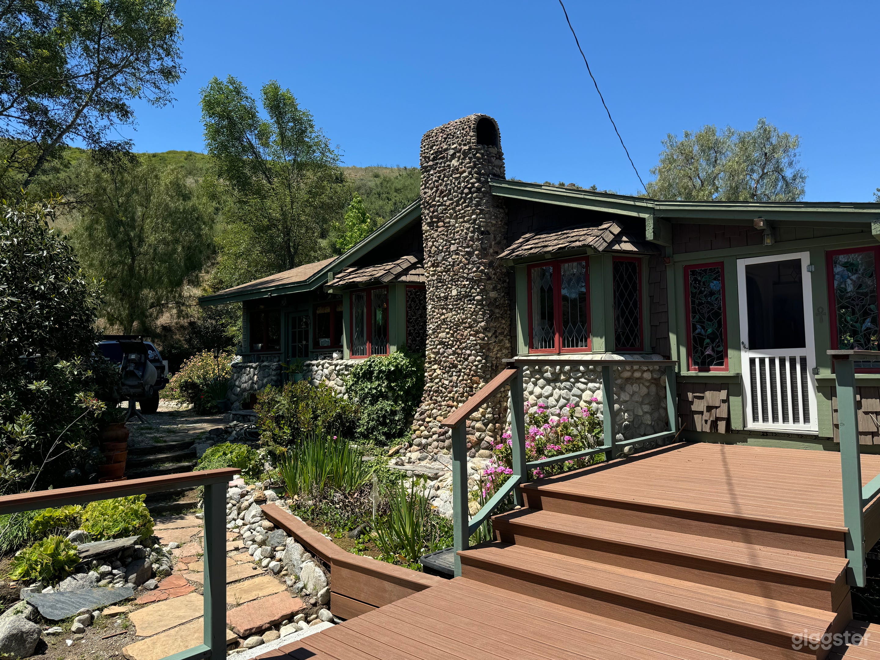 Charming Craftsman style home Photo 1