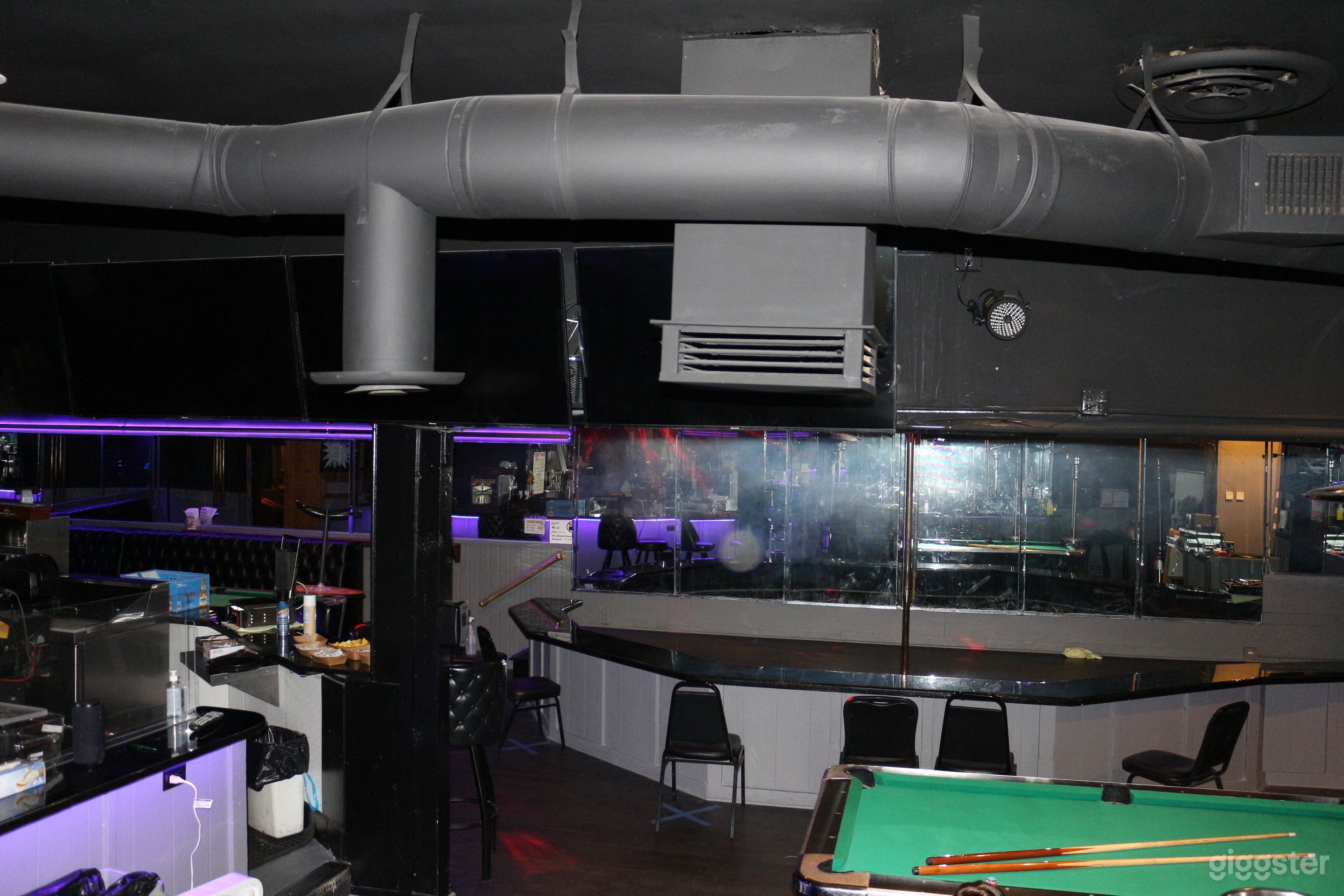 Bar, Strip club, Lounge  Photo 3