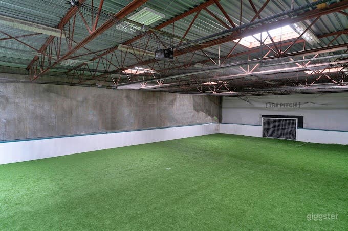  Centro de Fútbol Indoor de Alta Tecnología con Salón (Exclusivo) 