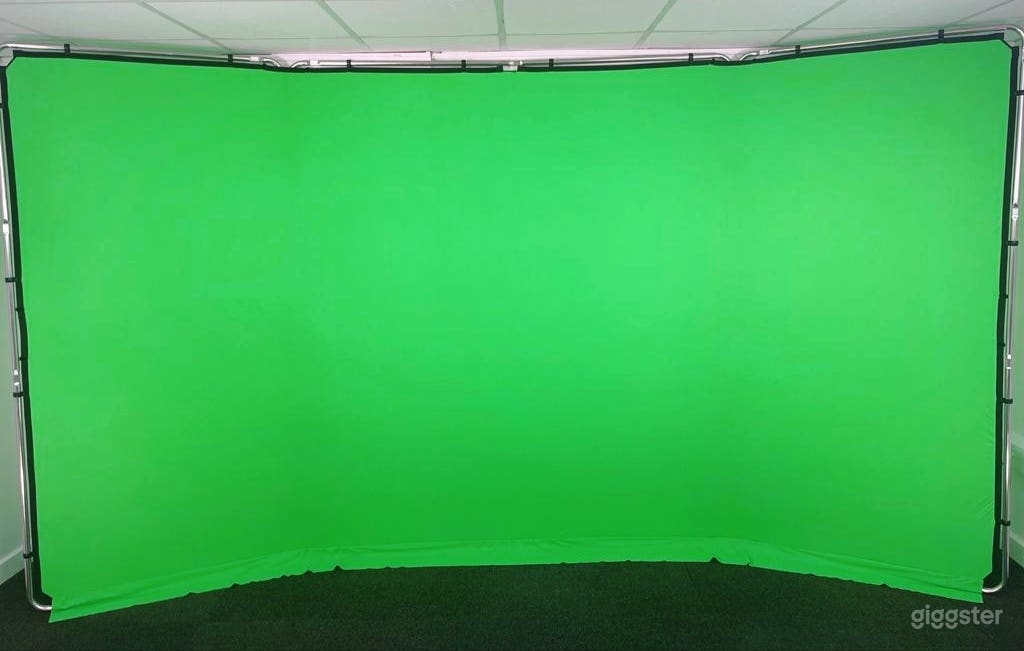 Fully Equipped Photography Studio for £25/hr Photo 3