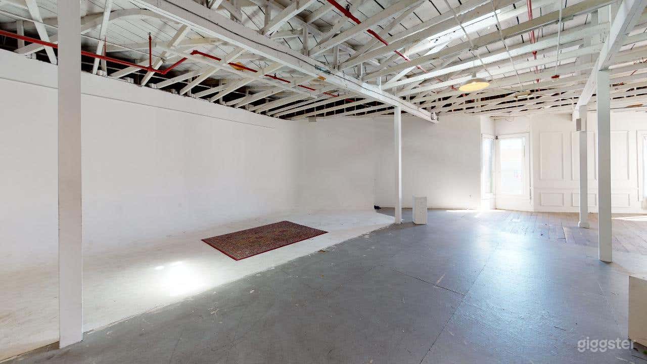 DOWNTOWN LA LOFT: VERSATILE FILM SET  Photo 2