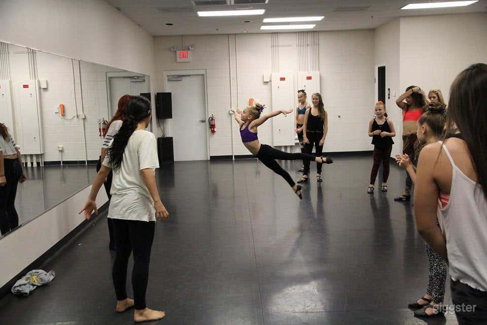 800 sq. ft. Dance studio in Winter Garden Photo 1