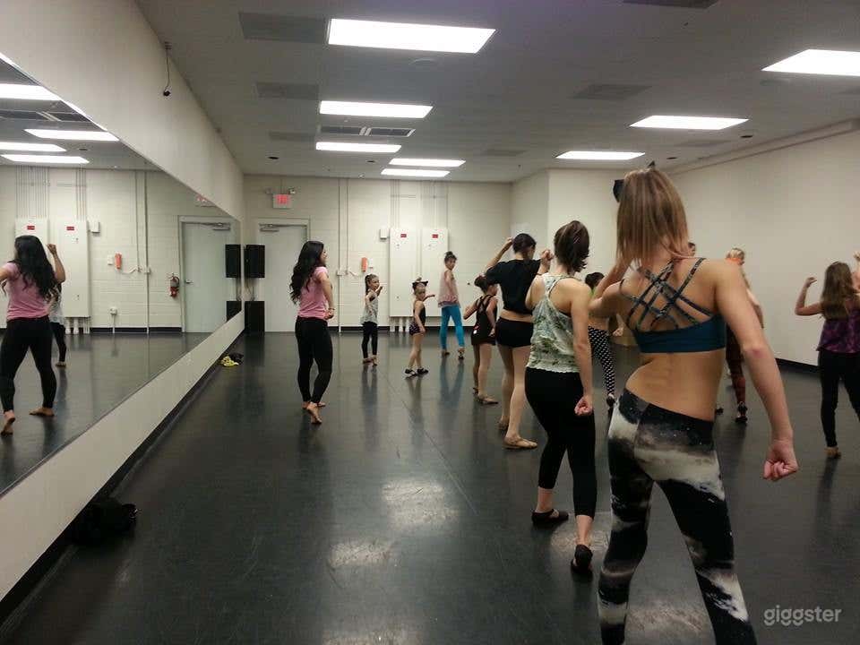 800 sq. ft. Dance studio in Winter Garden Photo 2