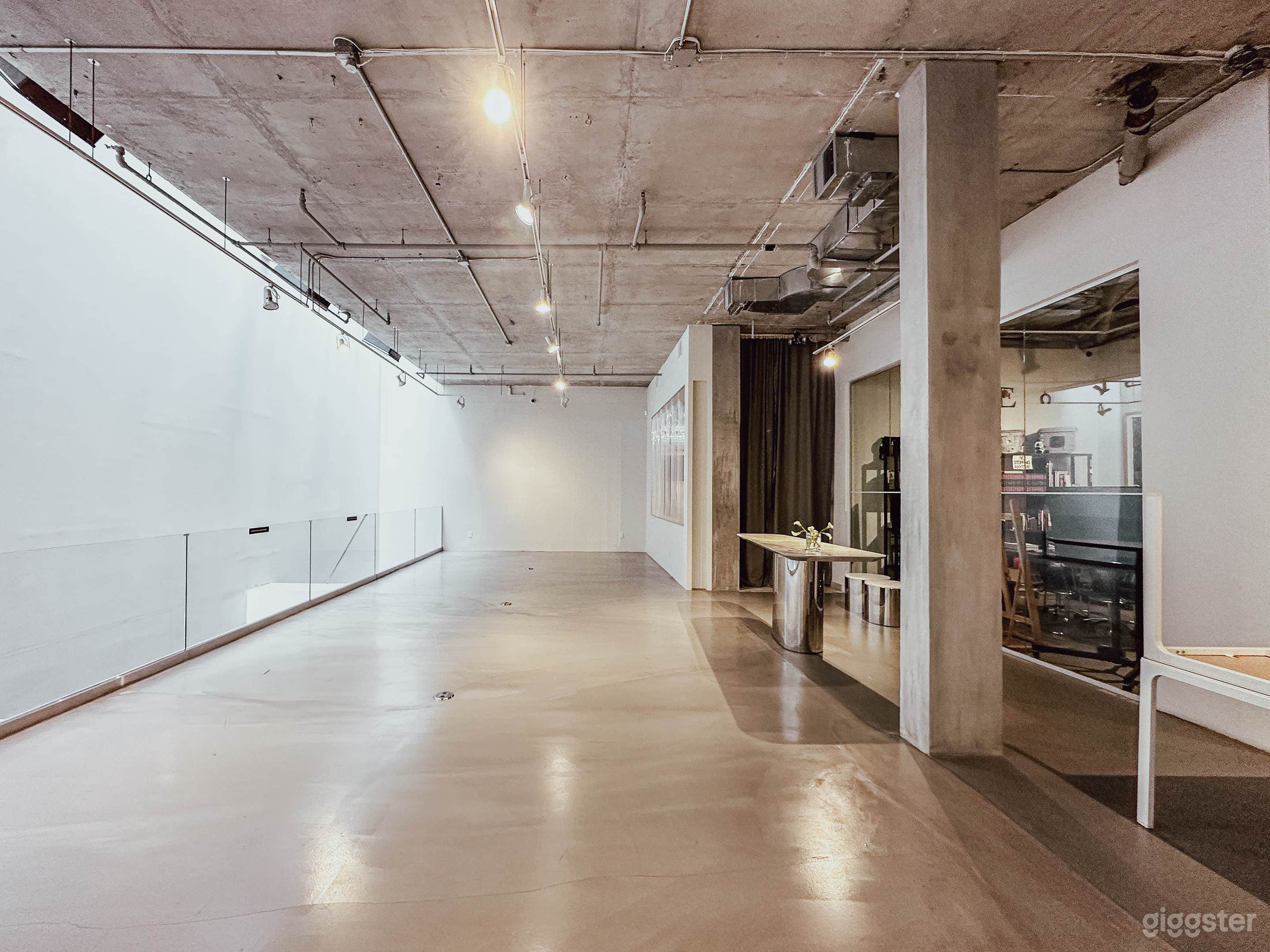 L'Space Gallery Photo 2