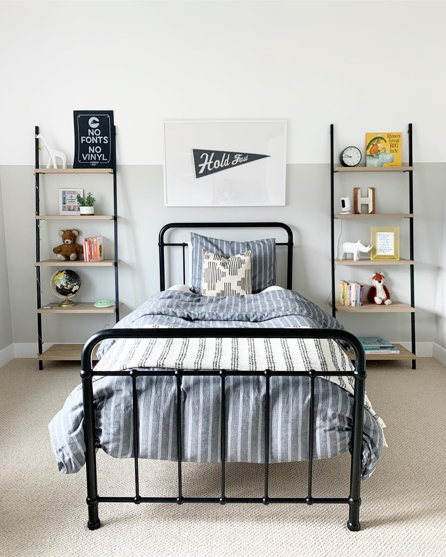 Modern Mountain Farmhouse Photo 2