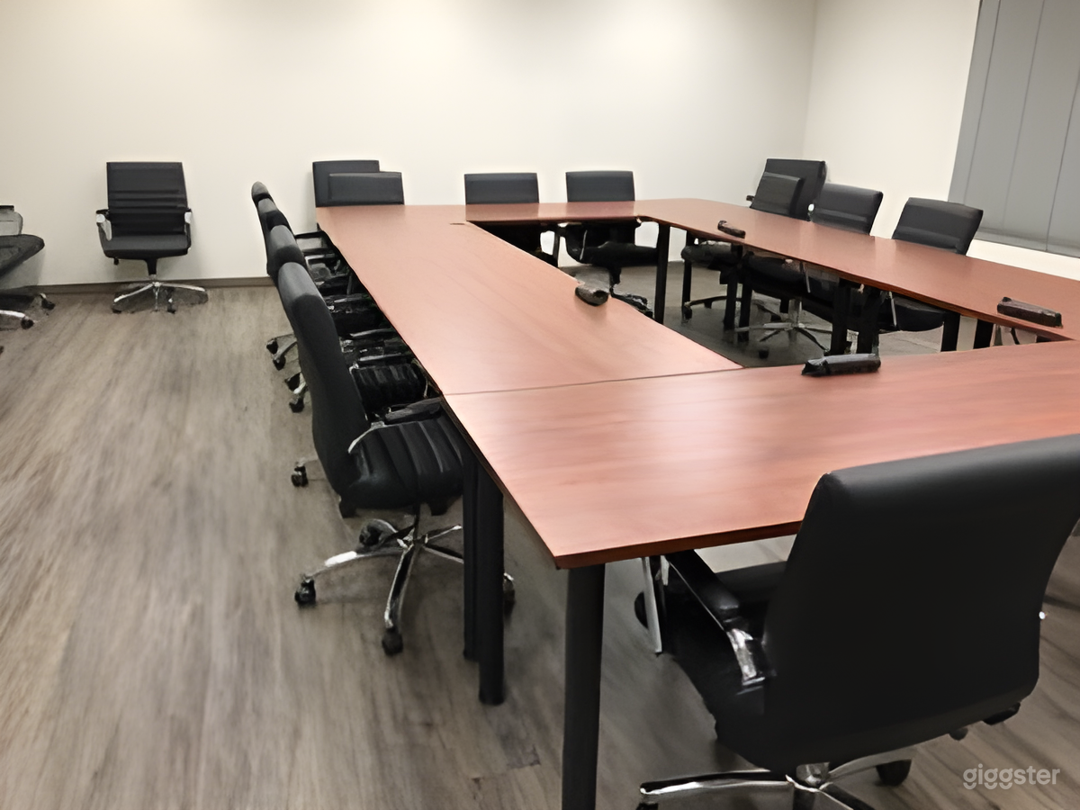 The Large Conference Room for Trainings &amp; Meetings Photo 3