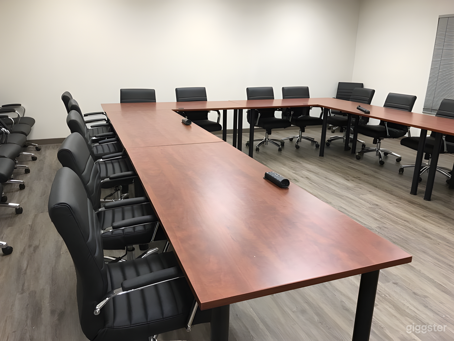 The Large Conference Room for Trainings &amp; Meetings Photo 2