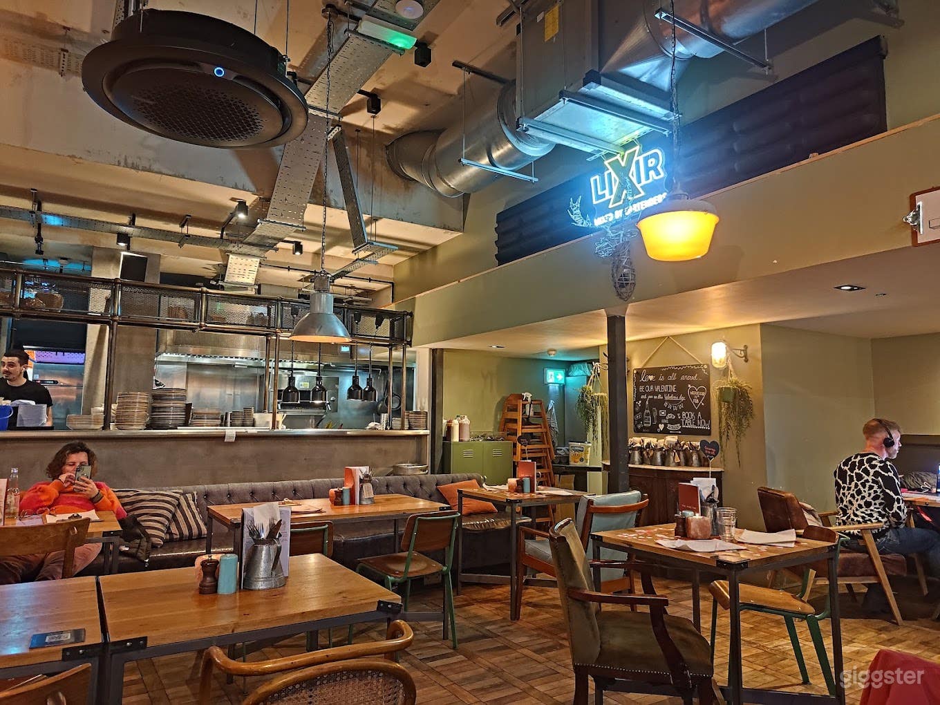 The Dining Room - ELEPHANT &amp; CASTLE Photo 4