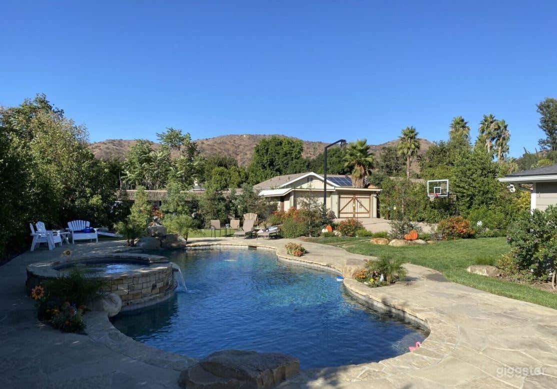 Brillant Residential Outdoor for Photoshoot Photo 3