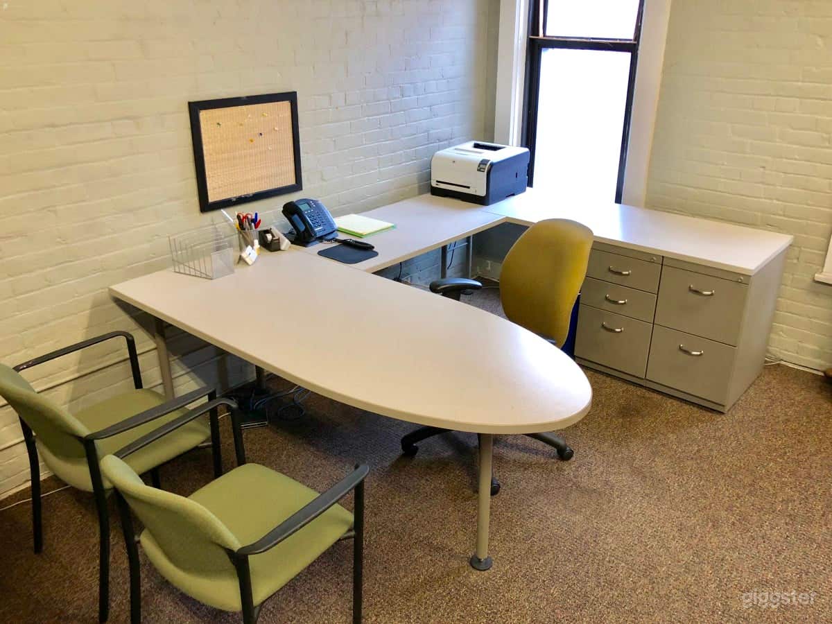 Private office in Buffalo's Historical Building Photo 1