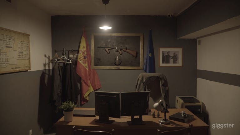  Sala de Escape de Oficina Oscura 