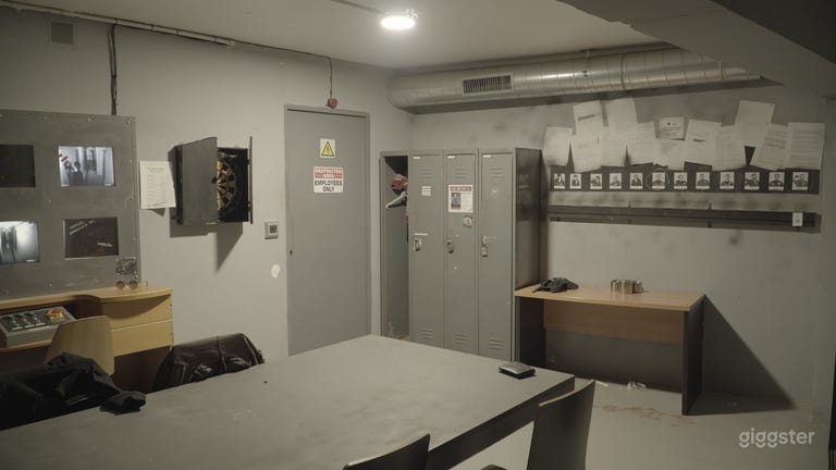  Sala de Escape de Oficina Oscura 